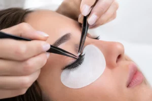 How to Prevent Lash Stickies During Extensions